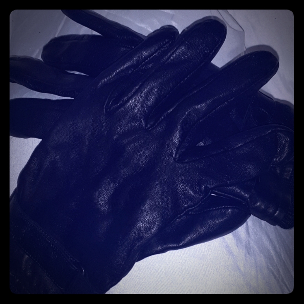 Rudsak leather gloves